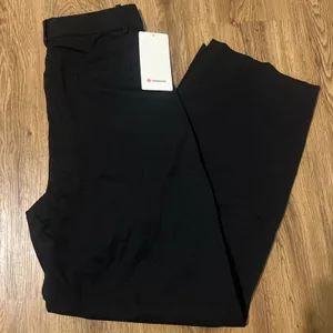 Pleat-Front High-Rise Trouser Regular thumbnail 3