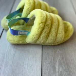 Ugg Fluff Yeah Slippers in yellow size 6 thumbnail 6
