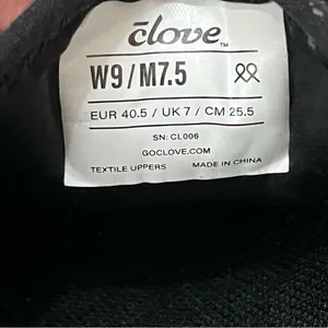 Clove Core Classic All Black Option M/7.5 W/9 thumbnail 8