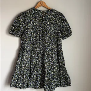 Tuckernuck Hyacinth House Quinn Dress XS thumbnail 4
