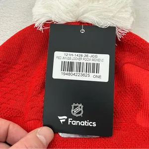Detroit Red Wings NHL Fanatics Red Authentic Pro Team Locker Room Pom Beanie thumbnail 4