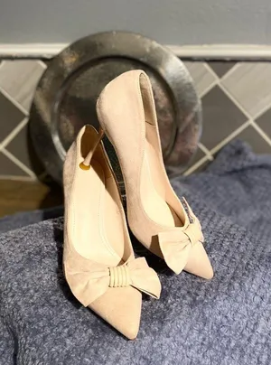 COUTGO NIB Womens Pumps Pointed Toe Bowknot Slip On Color: Light Tan / Size:7.5 thumbnail 2