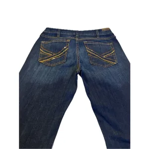 Ariat Denim Women's Demin Jeans Size 30S Mid Rise Flare Jeans thumbnail 3