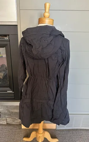 Lululemon Windbreaker thumbnail 5