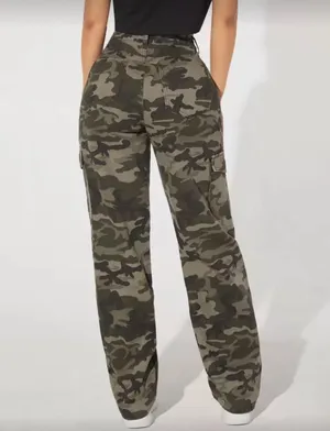 SHEIN PETITE Camo Print Flap Pocket Cargo Jeans thumbnail 2