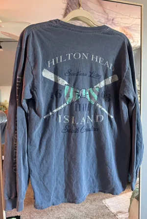 Hilton Head Shirt Size M thumbnail 1