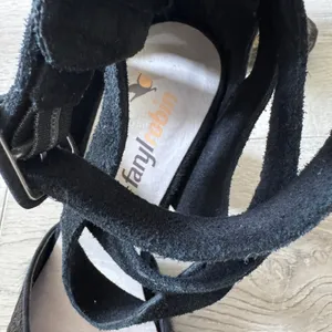 Farylrobin Size 10‎ Black Suede Calf Hair Multi Strap Block Heel Caged Pumps thumbnail 2