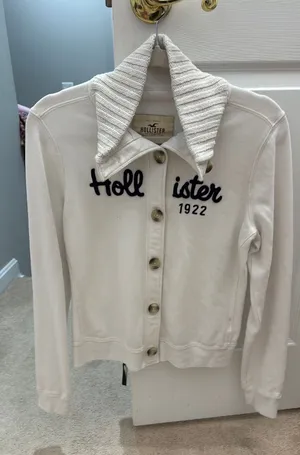 Hollister Y2K Button-Up Sweater  thumbnail 1