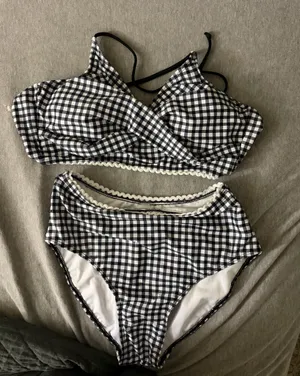 Two-Piece Amazon Bikini Set thumbnail 1