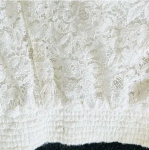 Hollister Cream Lace Shorts thumbnail 6