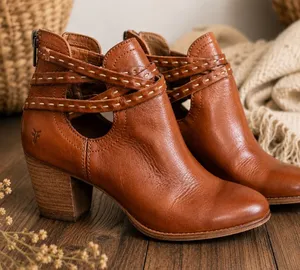 Frye Naomi Pickstitch Leather Ankle Booties - Size 9.5 thumbnail 1