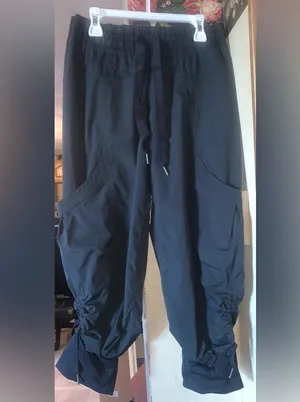 Lululemon Dance Studio Mid-Rise Crop 25" Black size 4 thumbnail 1
