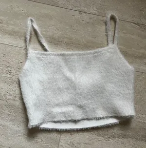 Aritzia Sunday Best Tank Top thumbnail 1