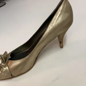Jessica‎ Simpson Gold Metallic peep Toe Heels Shoes A10 thumbnail 10