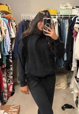 Aritzia sweat set  thumbnail 1