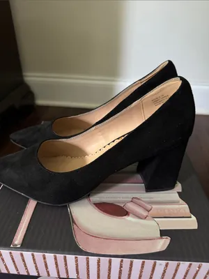 Zigi Soho Black Suede Pointed Toe Pumps thumbnail 4