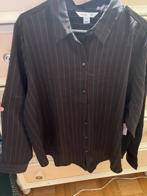 Old Navy Button-Up Women’s thumbnail 1