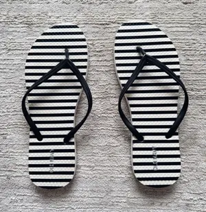 Old Navy Black and White Striped Women’s Flip Flop Sandals (Size 8) thumbnail 1