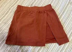 Amazon Skirt  thumbnail 1