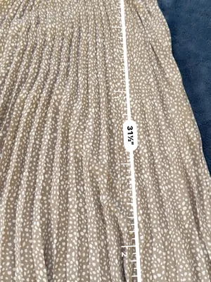 Vince Camuto Beige Micro Dot Pleated Midi Skirt thumbnail 7