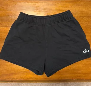 Black Alo Shorts XS thumbnail 1