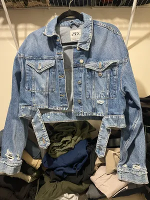 ZARA Crop denim jacket thumbnail 1