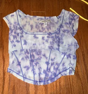 Urban Outfitters Top thumbnail 1