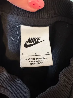 Nike Pullover Sweatshirt Black thumbnail 2