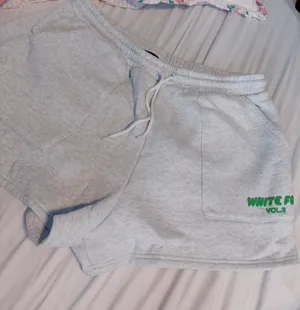 White Fox Boutique grey sweatshorts thumbnail 1