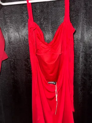 Amazon Red Dress thumbnail 2