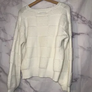 Vintage Havana Textured Check Knit Sweater thumbnail 2