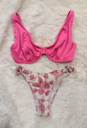 hollister bikini thumbnail 1