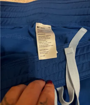 FIGS Scrub Pants thumbnail 2