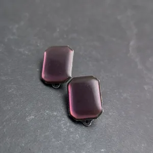 Vintage Clip On Earrings Dark Purple / Plum Tone Stylish Retro - Fair Condition thumbnail 4