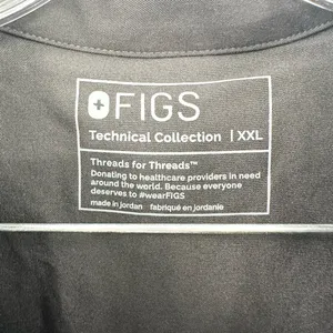 FIGS Women's Rafaela Oversized Scrub‎ Top Black NEW Technical Collection. thumbnail 3