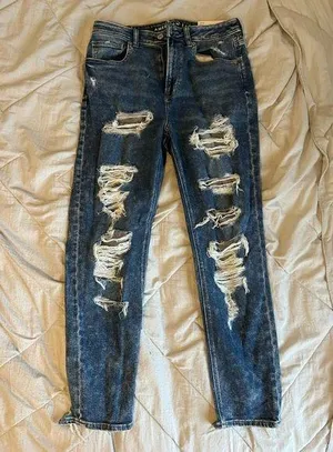 Women’s American Eagle Distressed Jeans thumbnail 1