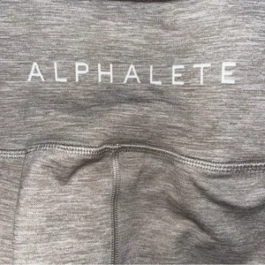 Alphalete compression leggings thumbnail 2