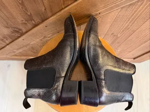 Dolce Vita Women’s Size 8.5 Black Textured Chelsea Ankle Boots thumbnail 6