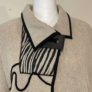 Jaskar Cardigan Sweater.Size Medium. Tan w/zebra print‎ thumbnail 2