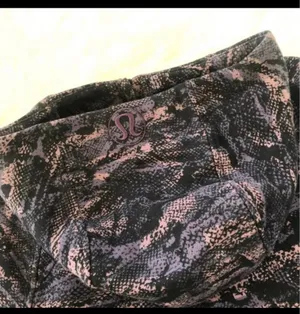 Lululemon EUC  purple scuba hoodie ~ 6 thumbnail 7