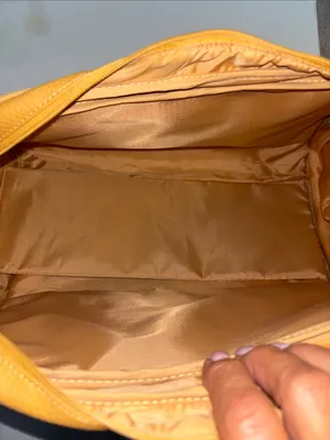 Estee Lauder Vintage Mustard Yellow Travel Bag Faux Leather..Overnight/Cosmetics thumbnail 8