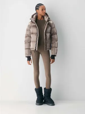 Aritzia The Super Puff Shorty Liquid Shine woman's jacket size 2xs relaxed fit thumbnail 2