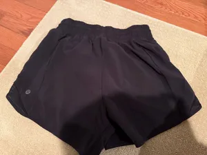 Lululemon Hotty Hot Shorts thumbnail 3