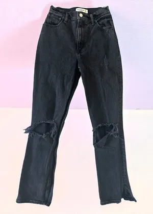 ABERCROMBIE & FITCH 90s Straight Ultra High Rise Black Distressed Jeans Sz 25/0 thumbnail 1