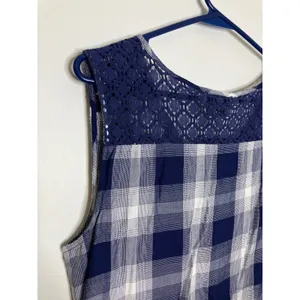 Wrangler Plaid Top Women Medium Blue NWT Crochet Lace Tie Front Sleeveless thumbnail 7