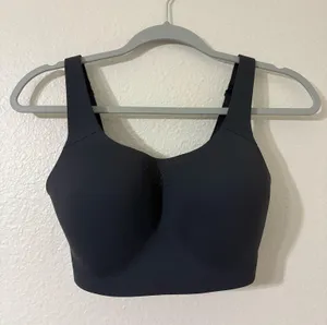 Victoria's Secret Sports Bra VSX thumbnail 1