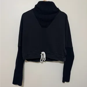 Varley Britannia Black Sweatshirt Size Medium Pullover Ribbed Sweater Turtleneck thumbnail 2
