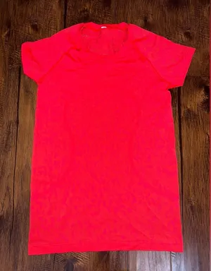 Lululemon Swiftly Tech‎ Size 8 NWOT thumbnail 1