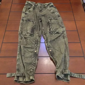 Free people can’t compare slouchy cargo army green xs thumbnail 1