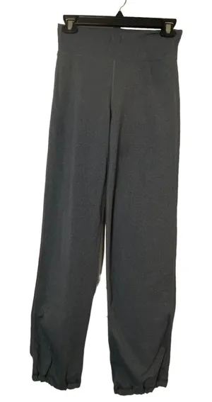 Womens Lululemon straight cut‎ grey drawstring pants with drawstring cuffs Sz XS thumbnail 1